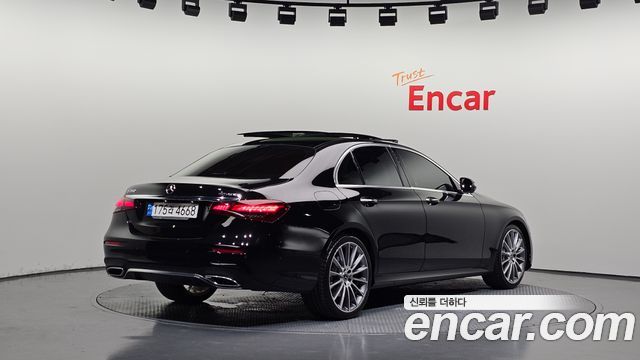 Mercedes-Benz E-Class E350 4MATIC AMG Line