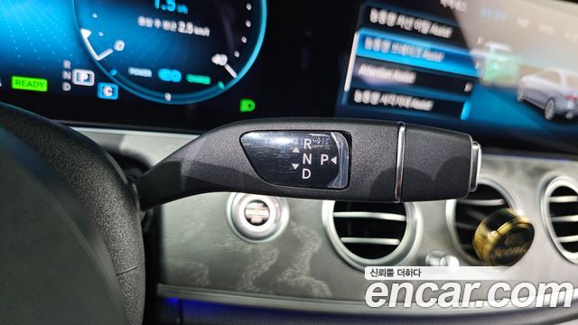 Mercedes-Benz E-Class E350 4MATIC AMG Line