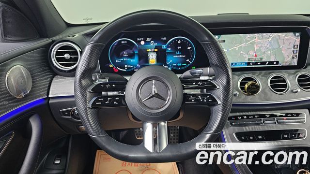 Mercedes-Benz E-Class E350 4MATIC AMG Line