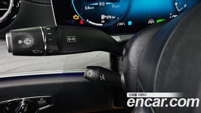 Mercedes-Benz E-Class E350 4MATIC AMG Line