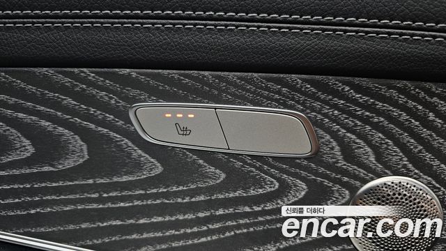 Mercedes-Benz E-Class E350 4MATIC AMG Line