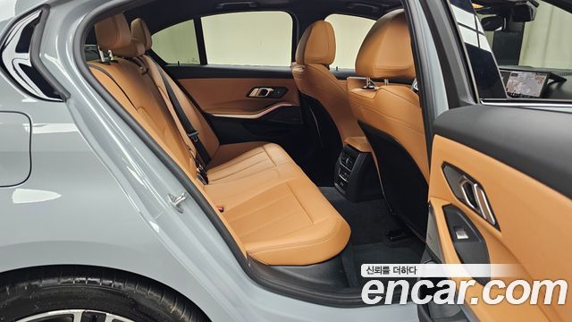 BMW 3-Series 320i M Sport