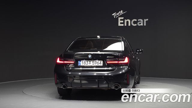 BMW 3-Series 320i M Sport