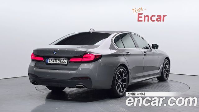 BMW 5-Series 530i M Sport Package