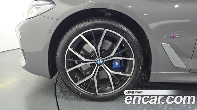 BMW 5-Series 530i M Sport Package