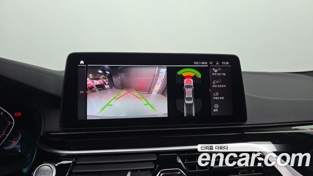 BMW 5-Series 530i M Sport Package