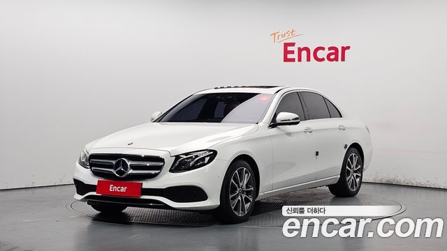Mercedes-Benz E-Class E300 4MATIC Avnatgarde
