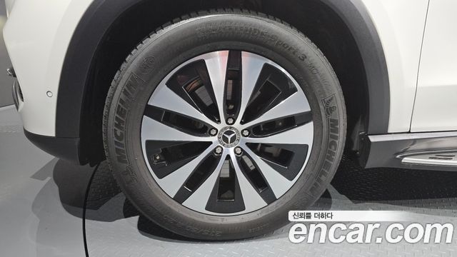 Mercedes-Benz GLE-Class GLE300d 4MATIC