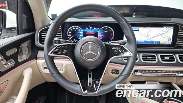 Mercedes-Benz GLE-Class GLE300d 4MATIC