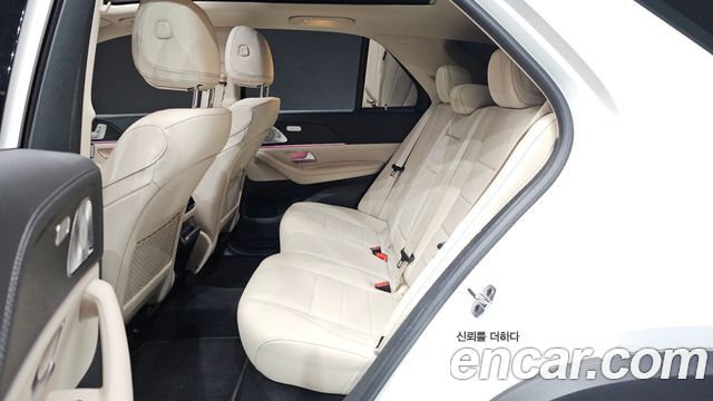 Mercedes-Benz GLE-Class GLE300d 4MATIC