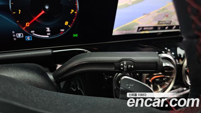 Mercedes-Benz GLA-Class GLA250 4MATIC
