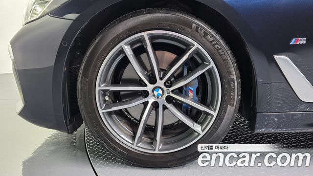 BMW 5-Series 520i M Sport