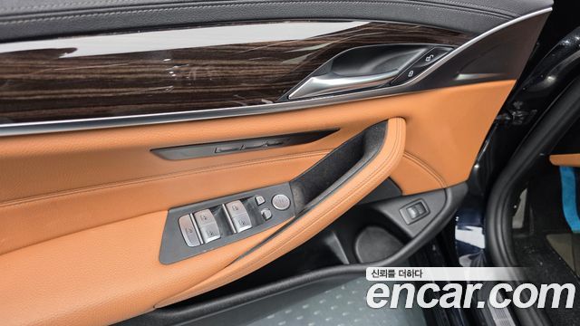 BMW 5-Series 520i M Sport