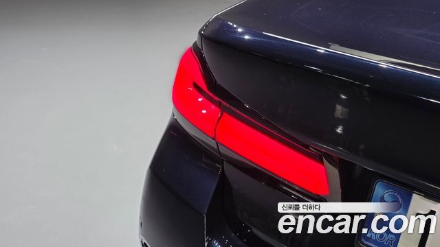 BMW 5-Series 520i M Sport