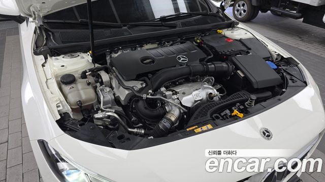 Mercedes-Benz A-Class A220 Hatchback