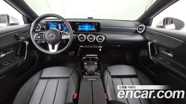 Mercedes-Benz A-Class A220 Hatchback
