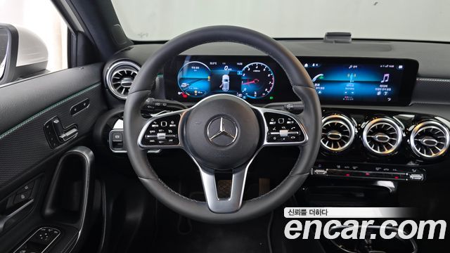 Mercedes-Benz A-Class A220 Hatchback