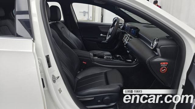 Mercedes-Benz A-Class A220 Hatchback
