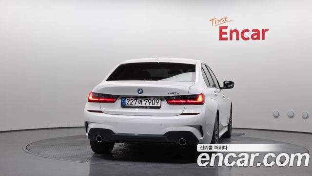 BMW 3-Series 320i M Sport