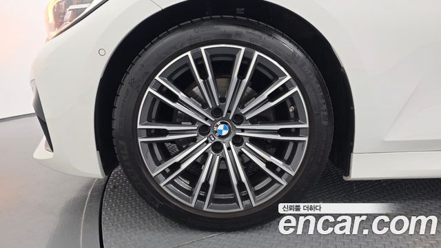BMW 3-Series 320i M Sport