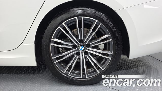BMW 3-Series 320i M Sport
