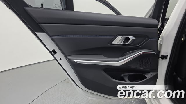 BMW 3-Series 320i M Sport