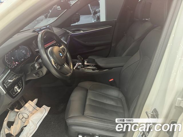 BMW 5-Series 520i M Sport
