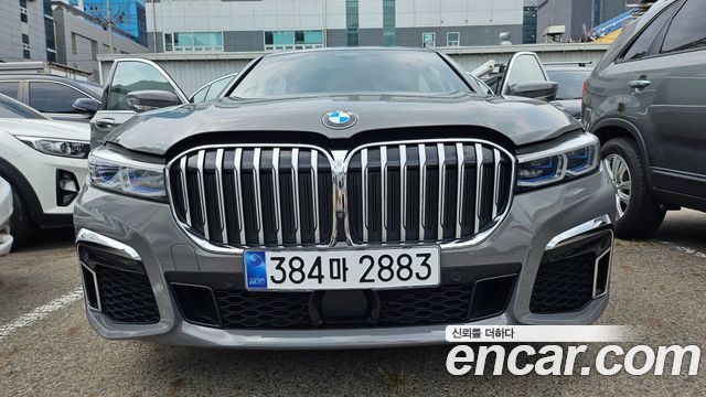 BMW 7-Series 740Li xDrive M Sport Package