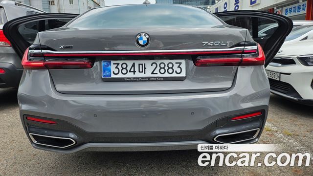 BMW 7-Series 740Li xDrive M Sport Package