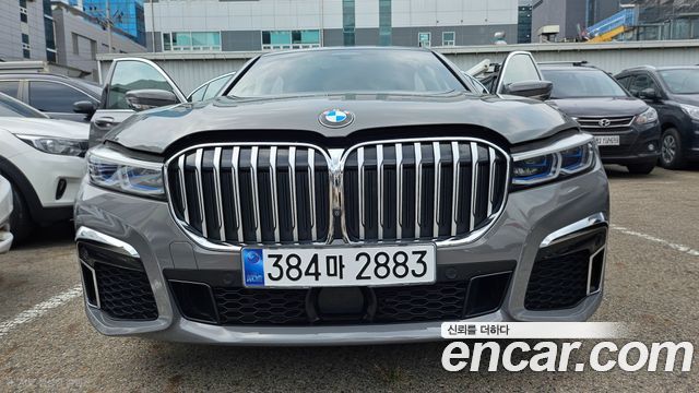 BMW 7-Series 740Li xDrive M Sport Package