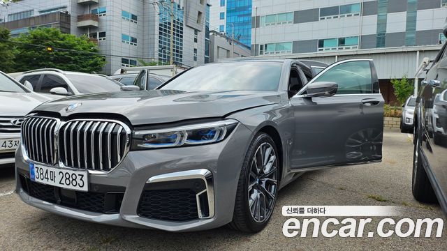 BMW 7-Series 740Li xDrive M Sport Package