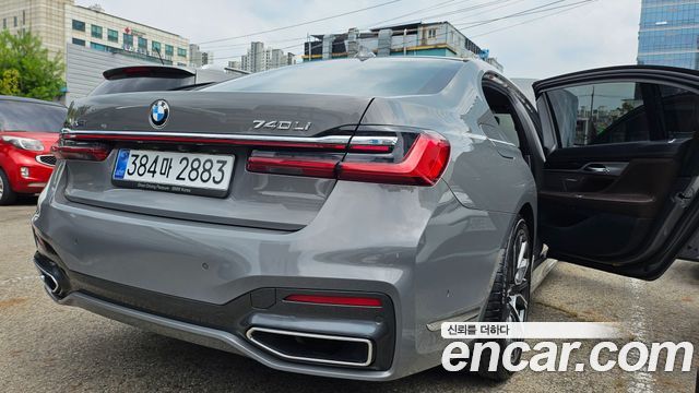 BMW 7-Series 740Li xDrive M Sport Package
