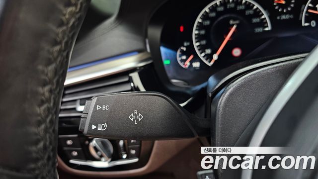 BMW 5-Series 530i M Sport Package Plus