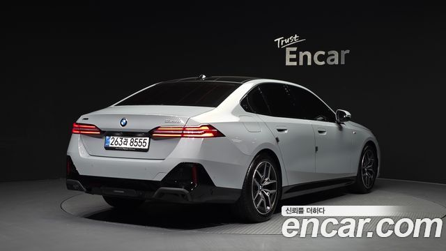BMW 5-Series 523d xDrive M Sport