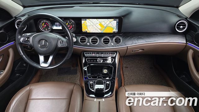 Mercedes-Benz E-Class E220d 4MATIC Avantgarde