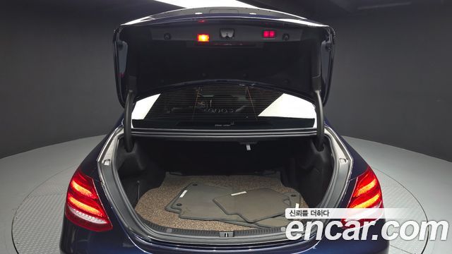 Mercedes-Benz E-Class E220d 4MATIC Avantgarde