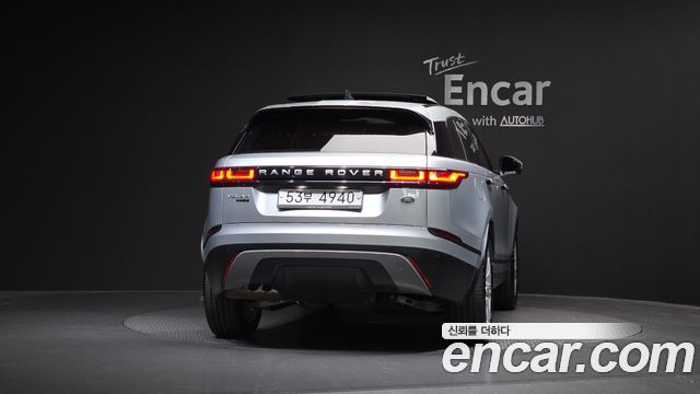 Land Rover Range Rover Velar 2.0 D240 SE