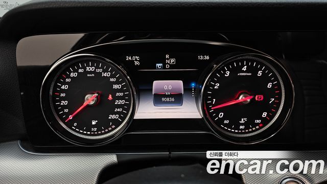 Mercedes-Benz E-Class E300 Avantgarde