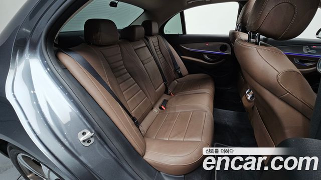 Mercedes-Benz E-Class E300 Avantgarde