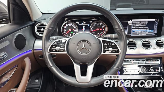 Mercedes-Benz E-Class E300 Avantgarde