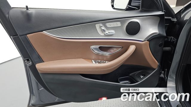 Mercedes-Benz E-Class E300 Avantgarde