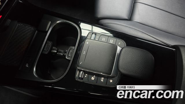Mercedes-Benz A-Class A220 Hatchback