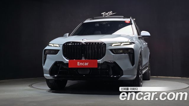 BMW X7 xDrive 40i M Sport 7STR