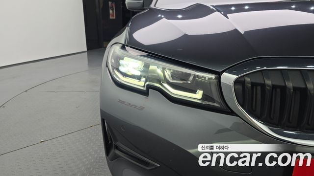 BMW 3-Series 320d
