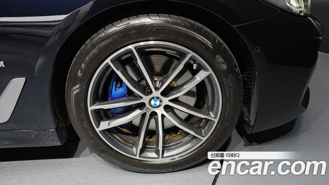 BMW 5-Series 520i M Sport