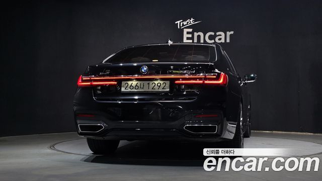 BMW 7-Series 730d xDrive M Sport
