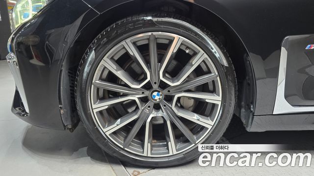 BMW 7-Series 730d xDrive M Sport