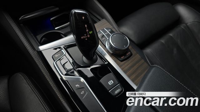 BMW 5-Series 520d M Sport Package Plus