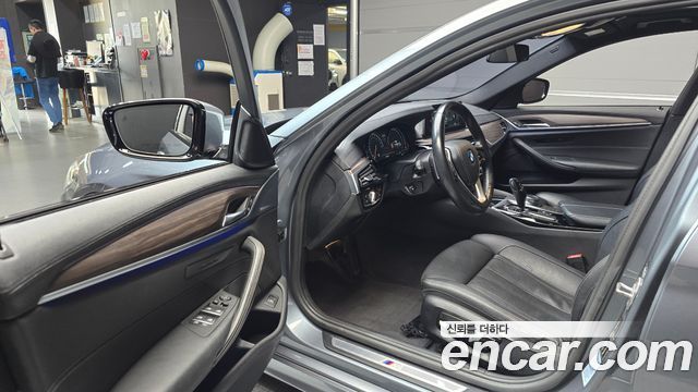 BMW 5-Series 520d M Sport Package Plus