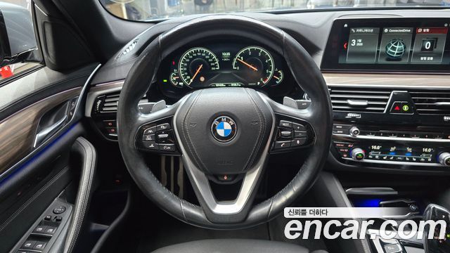 BMW 5-Series 520d M Sport Package Plus